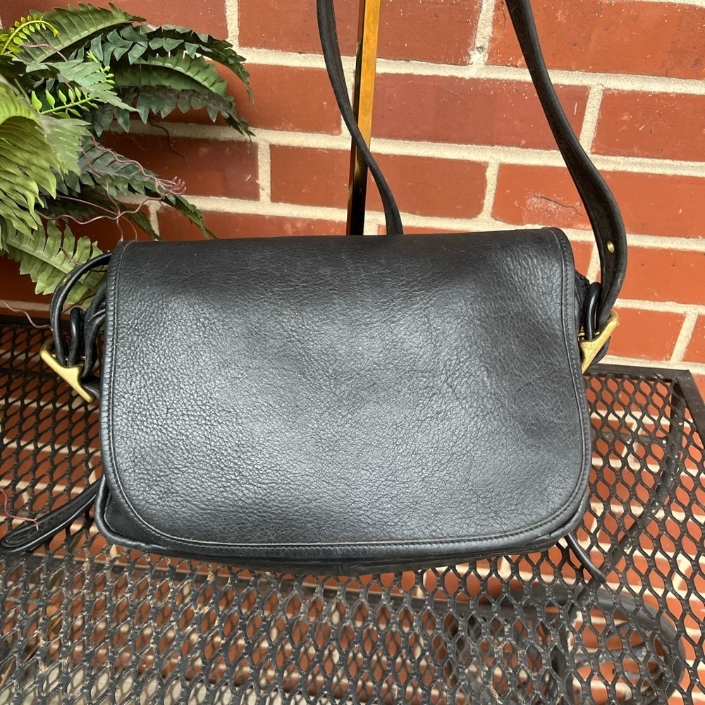 Coach Black Leather Crossbody Bag vintage legacy D7U 9951